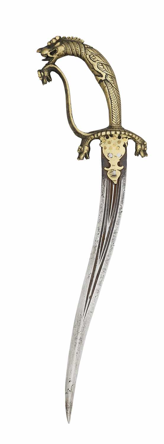 Lot 58 - A SOUTH INDIAN DAGGER (KHANJAR), PROBABLY 17TH CENTURY, MYSORE OR BANGALORE, KARNATAKA