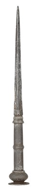 Lot 62 - A SOUTH INDIAN SPEARHEAD, 17TH CENTURY, PROBABLY KARNATAKA