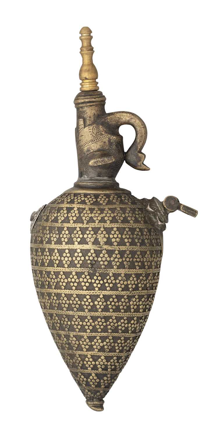 Lot 547 - A SOUTH INDIAN FLASK, 18TH/19TH CENTURY, POSSIBLY MALABAR