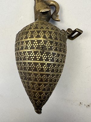 Lot 547 - A SOUTH INDIAN FLASK, 18TH/19TH CENTURY, POSSIBLY MALABAR