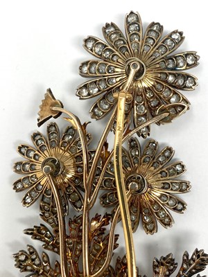 Lot 358 - DIAMOND BROOCH, 1880s