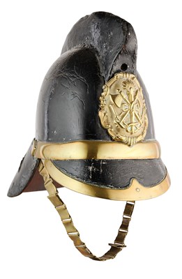 Lot 15 - A LEATHER FIREMAN'S HELMET, LATE 19TH CENTURY