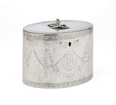 Lot 199 - A GEORGE III SILVER TEA CADDY, WILLIAM VINCENT, LONDON, 1777