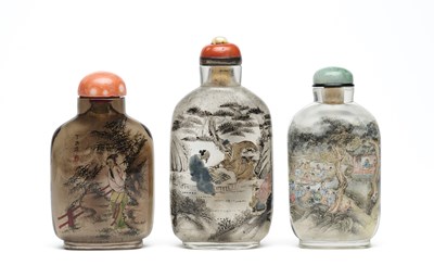 Lot 85 - THREE CHINESE INSIDE-PAINTED CLEAR GLASS SNUFF BOTTLES