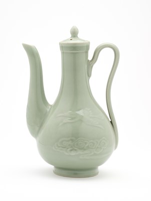 Lot 70 - A CHINESE CELADON-GLAZED EWER AND COVER