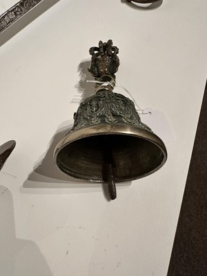 Lot 134 - A BRONZE BUDDHIST RITUAL BELL, TIBET, 19TH CENTURY