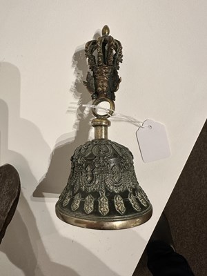 Lot 134 - A BRONZE BUDDHIST RITUAL BELL, TIBET, 19TH CENTURY