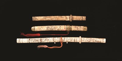 Lot 11 - THREE JAPANESE BONE-MOUNTED SHORTSWORDS