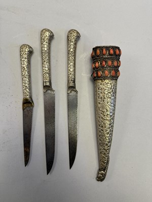 Lot 344 - AN OTTOMAN BALKAN SMALL TROUSSE, 19TH CENTURY