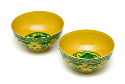 Lot 28 - A PAIR OF CHINESE YELLOW AND GREEN ~DRAGON~...