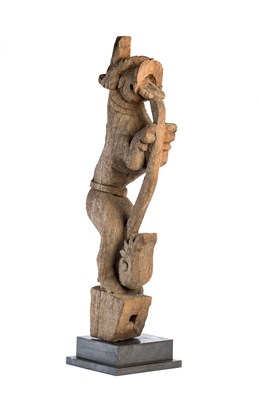 Lot 212 - ***RTO 23.11.20***: A CARVED WOOD...