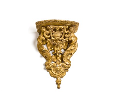 Lot 290 - A GILTWOOD WALL BRACKET^ FRENCH^ EARLY 18TH...