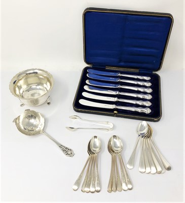 Lot 310 - ASSORTED ENGLISH SILVER¦comprising: a sugar...