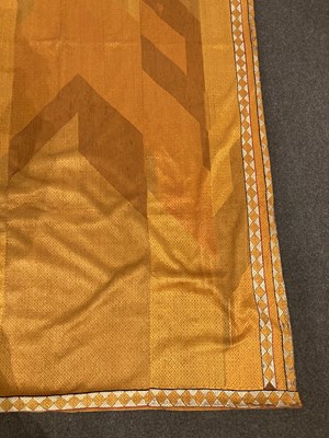 Lot 525 - A PUNJAB PHULKARI, NORTHERN INDIA, 20TH CENTURY