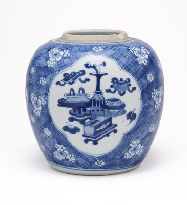 Lot 53 - A CHINESE BLUE AND WHITE JAR, QING DYNASTY, KANGXI PERIOD (1662-1722)