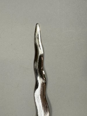 Lot 317 - A MALAYSIAN SILVER-MOUNTED DAGGER (KRIS), 20TH CENTURY