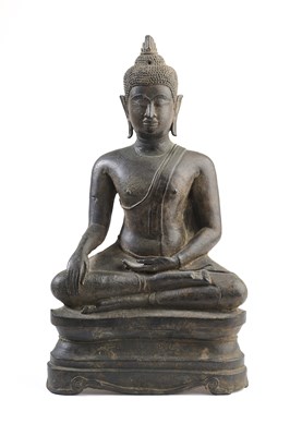 Lot 124 - A BRONZE SEATED FIGURE OF BUDDHA, AYUTHIA, THAILAND, 16TH CENTURY