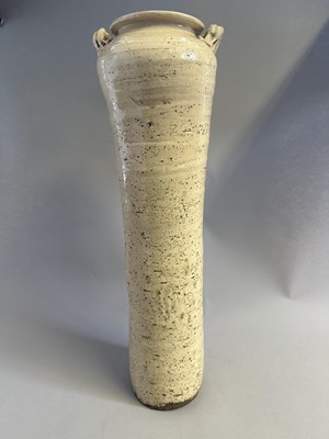 Lot 133 - OTAGAKI RENGETSU (JAPANESE, 1791-1875), A LARGE STONEWARE FLOWER VASE, EDO PERIOD, 19TH CENTURY