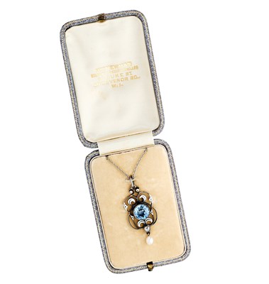 Lot 420 - ATTRIBUTED TO MRS N. CHARLOTTE NEWMAN: SAPPHIRE, DIAMOND AND ENAMEL PENDANT, 1890s