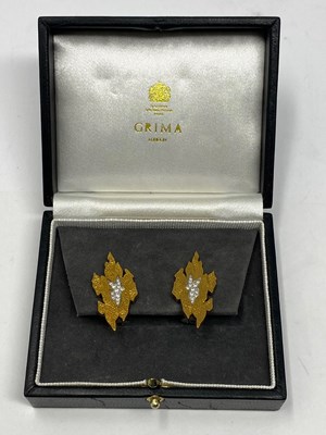 Lot 391 - GRIMA: DIAMOND RING