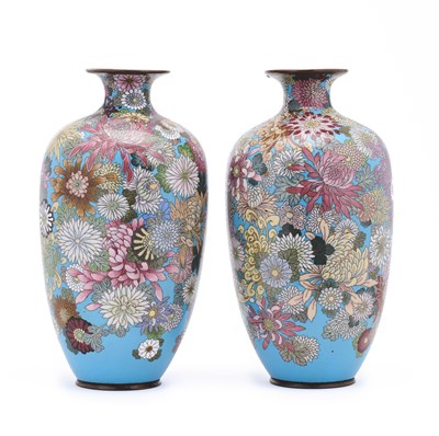 Lot 132 - A PAIR OF JAPANESE CLOISONNE ENAMEL VASES, MEIJI PERIOD (1868-1912)