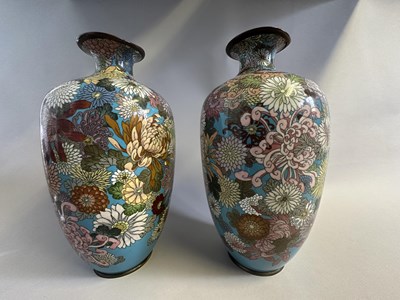 Lot 132 - A PAIR OF JAPANESE CLOISONNE ENAMEL VASES, MEIJI PERIOD (1868-1912)