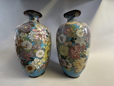 Lot 132 - A PAIR OF JAPANESE CLOISONNE ENAMEL VASES, MEIJI PERIOD (1868-1912)