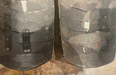 Lot 267 - A PAIR OF GERMAN TASSETS, CIRCA 1570