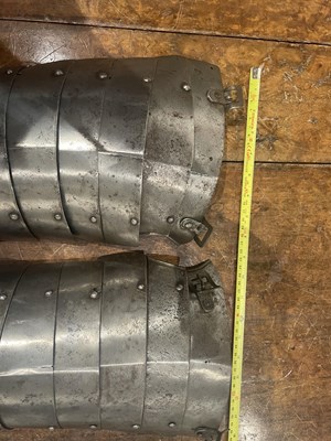 Lot 267 - A PAIR OF GERMAN TASSETS, CIRCA 1570