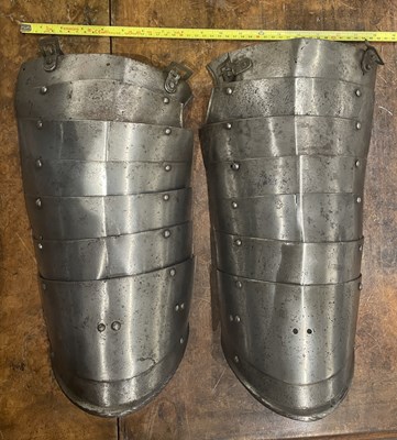 Lot 267 - A PAIR OF GERMAN TASSETS, CIRCA 1570