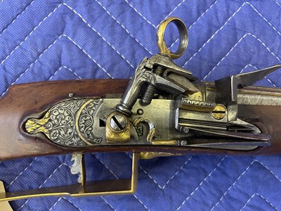 Lot 741 - A 25 BORE CENTRAL ITALIAN ROMAN-LOCK CARBINE, EARLY 18TH CENTURY