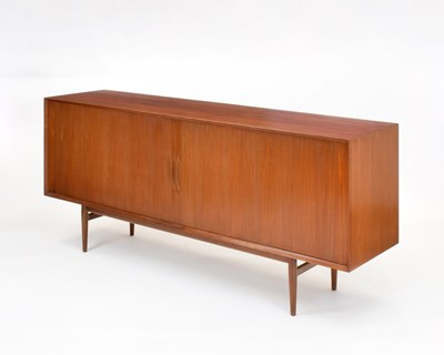 Lot 557 - ARNE VODDER (DANISH 1926-2009)