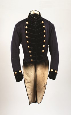 Lot 112 - AN EAST INDIA COMPANY NAVAL OFFICER'S COATEE