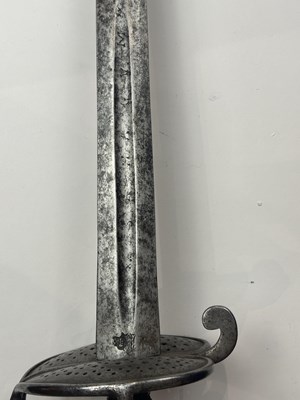 Lot 116 - A FRENCH ‘MODEL 1679’ SWORD