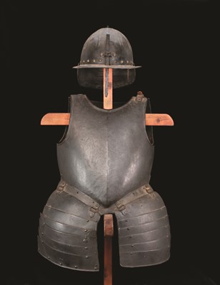 Lot 115 - A COMPOSITE GERMAN HALF-ARMOUR EARLY 17TH CENTURY comprising zisch"gge with two-piece hemispherical