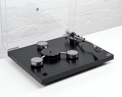 Lot 512 - ACOS REGA 'PLANET' TURNTABLE