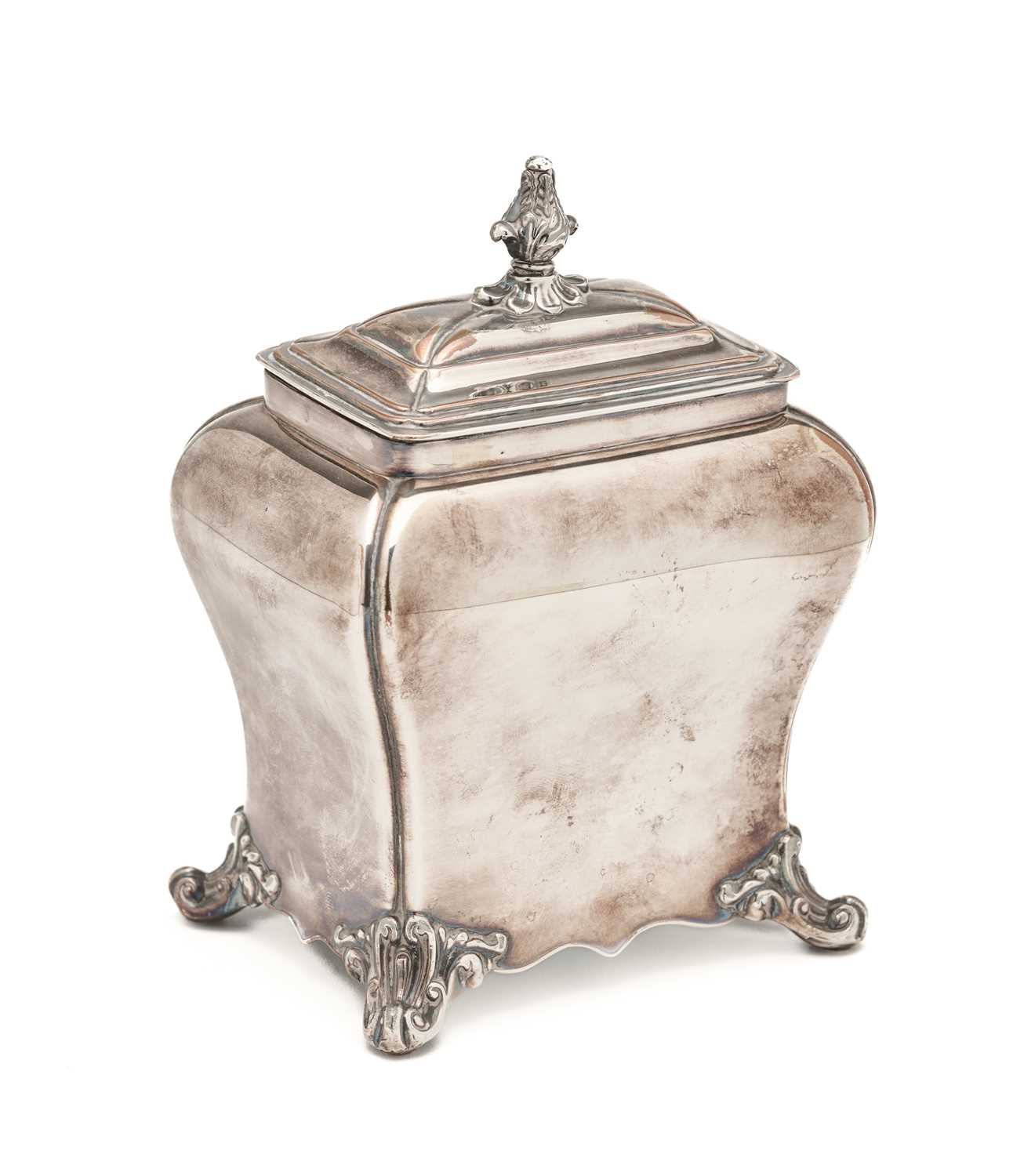 Lot 561 - A GEORGIAN SHEFFIELD PLATE TEA CADDY, EARLY 19TH CENTURY