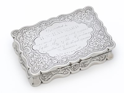 Lot 215 - A VICTORIAN SILVER TABLE SNUFF BOX, GEORGE UNITE, BIRMINGHAM, 1877