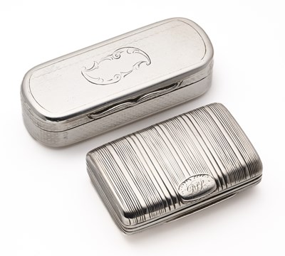 Lot 207 - A GEORGE III SILVER SNUFF BOX, MAKER'S MARK INDECIPHERABLE, LONDON, 1819