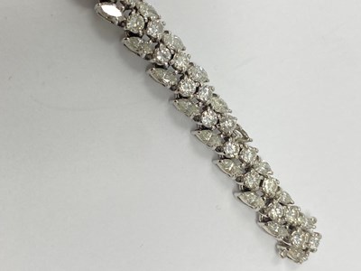 Lot 377 - GOLD AND DIAMOND BRACELET, 1974