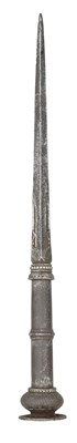 Lot 98 - A SOUTH INDIAN SPEARHEAD, 17TH CENTURY, PROBABLY KARNATAKA