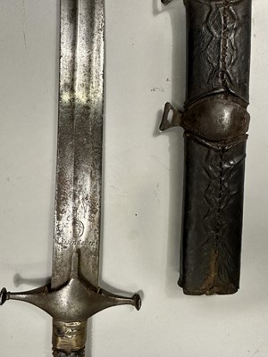 Lot 327 - AN INDO-PERSIAN SWORD (SHAMSHIR), 19TH CENTURY