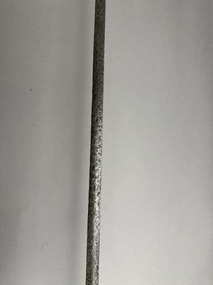 Lot 194 - AN OFFICER’S CUP-HILT RAPIER, LAST QUARTER OF THE 17TH CENTURY, PROBABLY PORTUGUESE