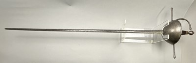 Lot 193 - A SPANISH OFFICER’S CUP-HILT RAPIER, LATE 17TH CENTURY
