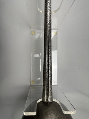 Lot 193 - A SPANISH OFFICER’S CUP-HILT RAPIER, LATE 17TH CENTURY