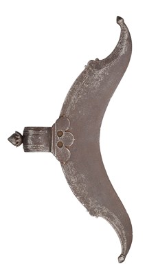 Lot 61 - AN INDIAN AXE HEAD (BULLOVA), 17TH CENTURY