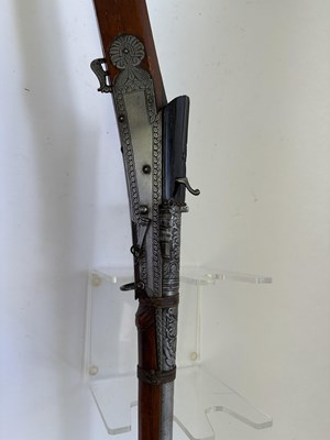 Lot 577 - AN INDIAN 15-BORE MATCHLOCK GUN (TORADAR), LATE 18TH/19TH CENTURY, PROBABLY JAIPUR, RAJASTHAN
