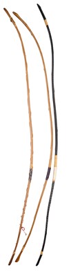 Lot 9 - THREE SIGNED JAPANESE BOWS, 20TH CENTURY