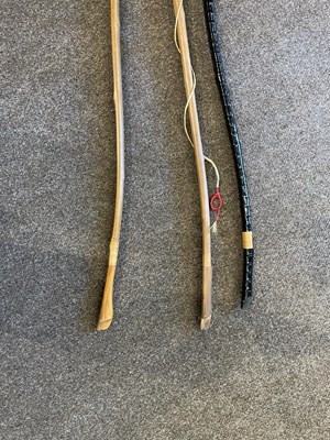 Lot 587 - THREE SIGNED JAPANESE BOWS, 20TH CENTURY