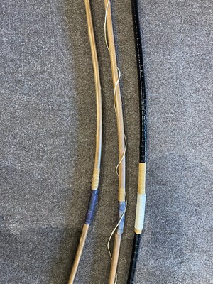 Lot 587 - THREE SIGNED JAPANESE BOWS, 20TH CENTURY